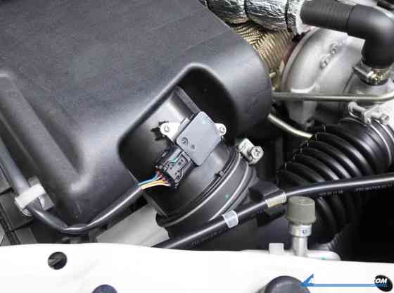 Holiday Break Car Care Tasks: Keeping Your Vehicle Road-Ready image