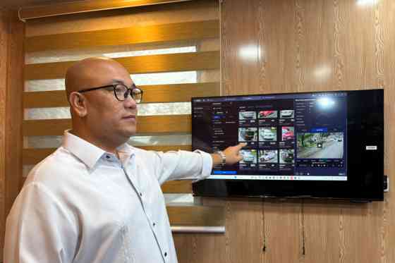 LTO deploys Mobile Command Center in SLEX to spot unregistered vehicles image