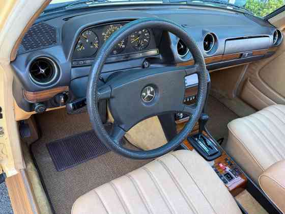 1983 Mercedes Benz 300TD Turbo W123: Why this car matters image