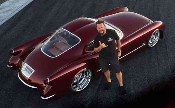 Dave Kindig&rsquo;s &ldquo;TwelveAir&rdquo; &rsquo;53 Corvette image