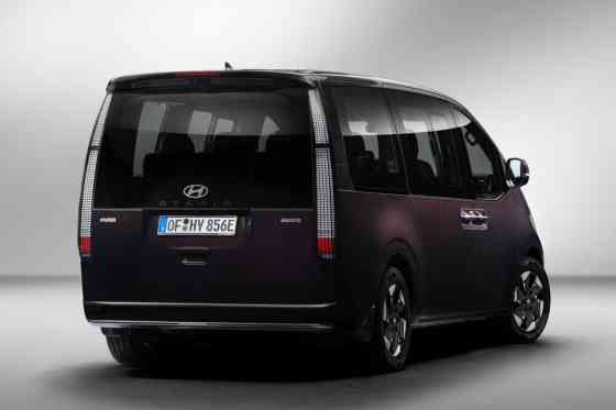 Hyundai Staria Electric debuts at 2026 Brussels Motor Show image