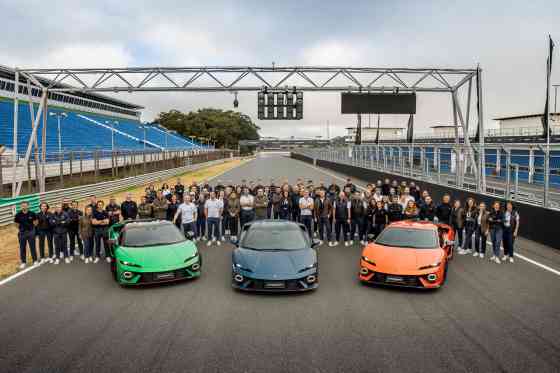 Lamborghini achieves best-ever sales yet in 2025 with 10,747 vehicles sold image