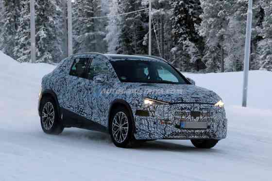 SPIED: Next-gen Mercedes-Benz GLA seen for the first time image