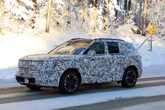 SPIED: Next-gen Hyundai Tucson spotted with less camo image