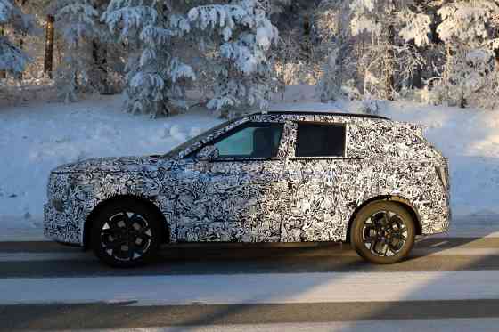 SPIED: Next-gen Hyundai Tucson spotted with less camo image