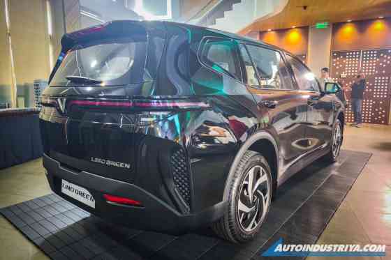 VinFast Limo Green EV begins at PHP 1.099M (with battery subscription) image
