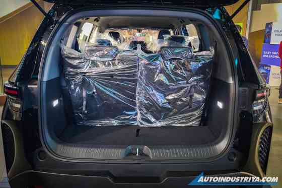 VinFast Limo Green EV begins at PHP 1.099M (with battery subscription) image