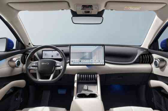 BYD updates Atto 3 with AWD, 800V system, and more power image