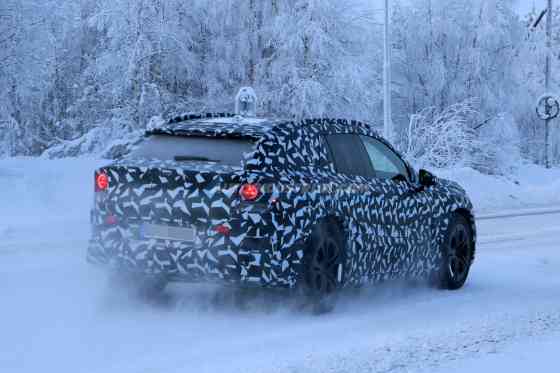 SPIED: Watch out Cayenne EV, Mercedes-AMG's 1000 HP EV SUV is coming image