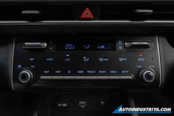 2026 Hyundai Stargazer X 1.5L Premium image