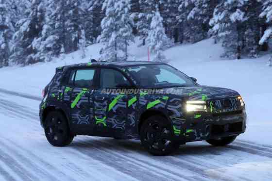 SPIED: Mildly-refreshed Jeep Avenger prepares for 2027 reveal image