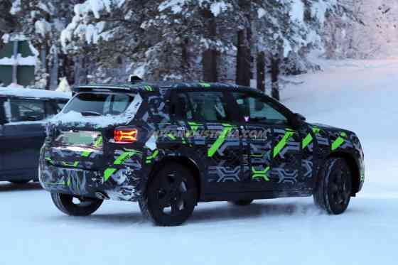 SPIED: Mildly-refreshed Jeep Avenger prepares for 2027 reveal image