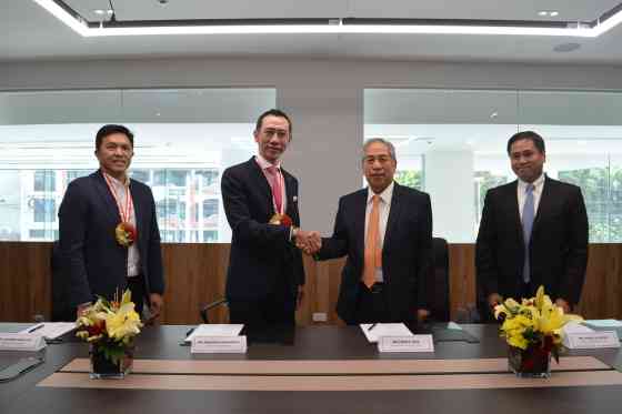 Toyota PH opens 6,000 square meter Los Ba&ntilde;os Service Center image