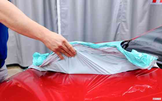 Vinyl wraps: To register or not to register image