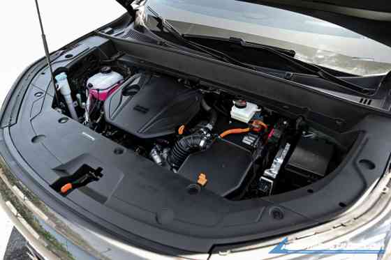 First Look: Geely gets PHEV timing right with EX5 EM-i image