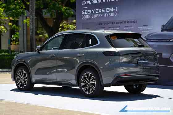 2026 Geely EX5 EM-i PHEV starts at PHP 1.288M image
