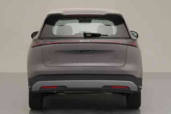 2026 BYD Sealion 05 PHEV revealed with up to 305 km of electric range image