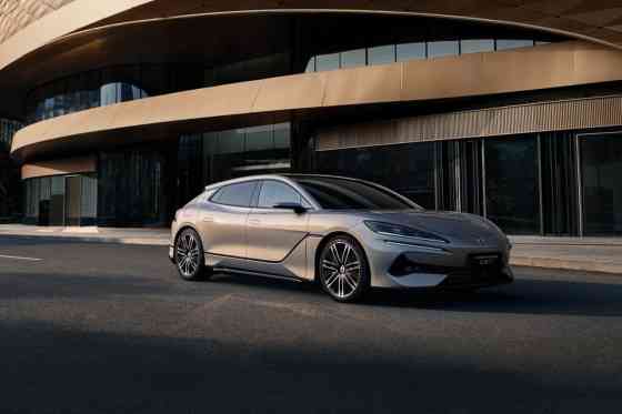 Denza to showcase B5, B8 frame-based PHEVs at MIAS 2026 image