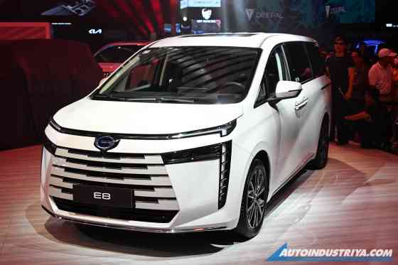 MIAS 2026: GAC PH expands HEV lineup with hybrid GS8 SUV, E8 MPV image