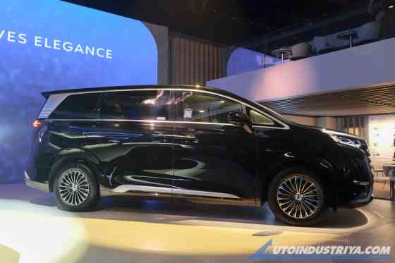 MIAS 2026: Denza PH makes first auto show debut with B8, D9, Z9 GT image