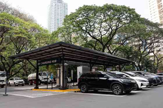 BYD &ldquo;Drive Electric, Love Pinas&rdquo; campaign sets two Guinness World Records image
