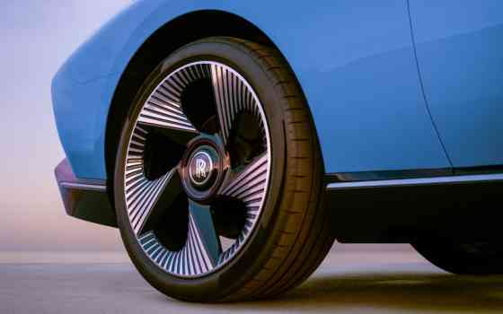 Ultra-Luxury Coachbuild: Rolls-Royce unveils Project Nightingale image