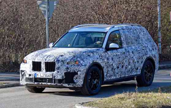 Spied: BMW X7 hits the road image