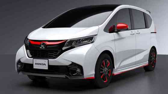 Tricked-out Honda minivans revealed ahead of 2017 Tokyo Auto Salon image