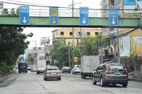 MMDA mulls special lane for emergency vehicles image