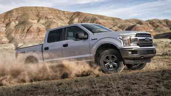 NAIAS 2017: Refreshed Ford F-150 revealed, gets diesel option image