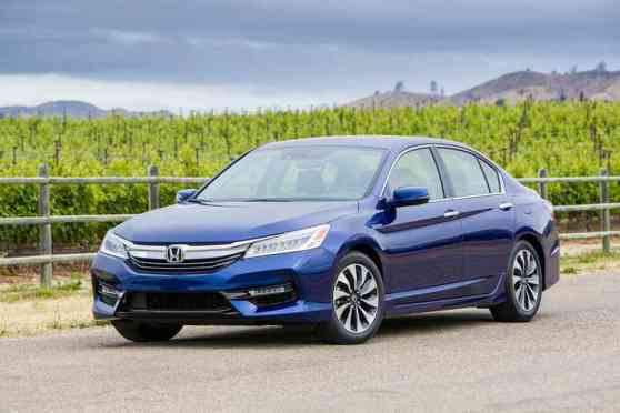 Honda to reveal new dedicated hybrid in 2018 image