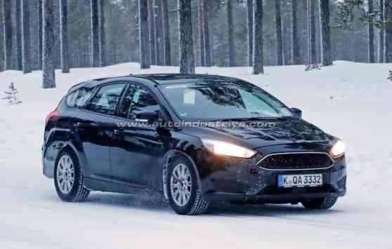 Spied: Ford testing next-gen Focus Wagon mule in the snow image
