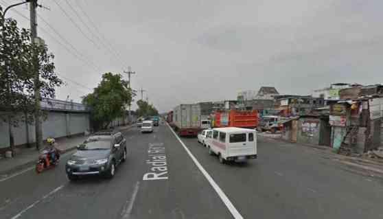 DPWH opens two more lanes along R-10 in Manila    image