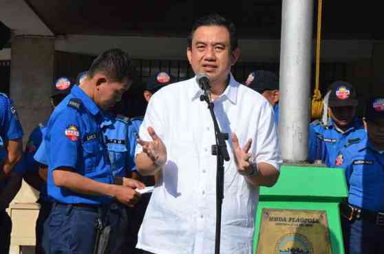 MMDA suspends issuance of number coding exemptions image