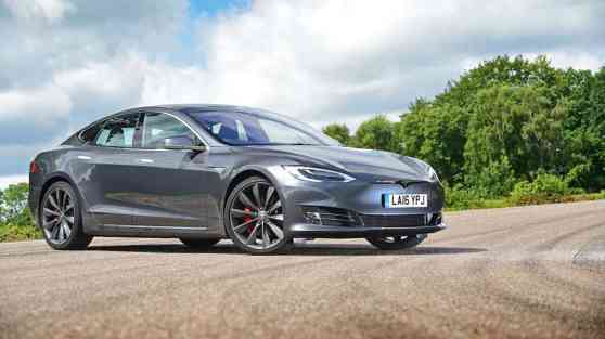 Tesla Model S 100D revealed with 539 km range image
