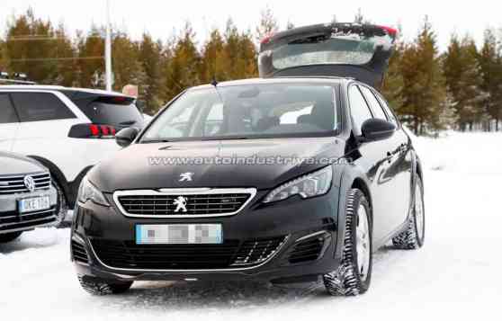 Spied: 2018 Peugeot 508 spotted in test mule guise image