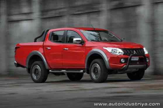 2017 Mitsubishi Strada 2.4 GT image
