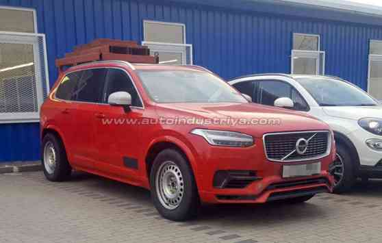 Spied: Mysterious large Volvo in the works image