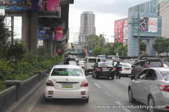 MMDA bans weekday sales, daytime mall deliveries image