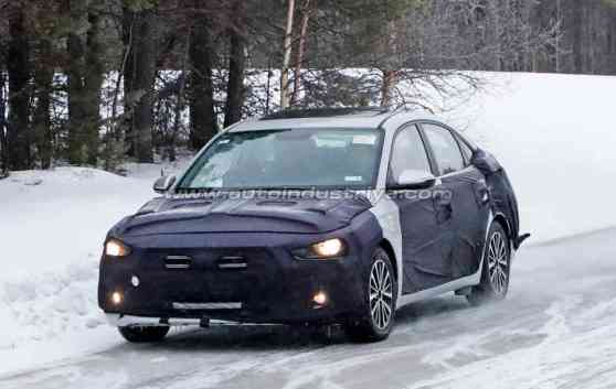 Spied: Mystery Hyundai sedan seen testing image