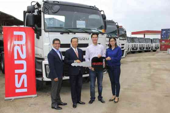 Isuzu Philippines provides transport solution to leading logistic provider  image