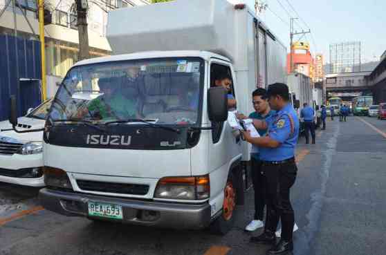 450 light trucks caught violating MMDA truck ban image