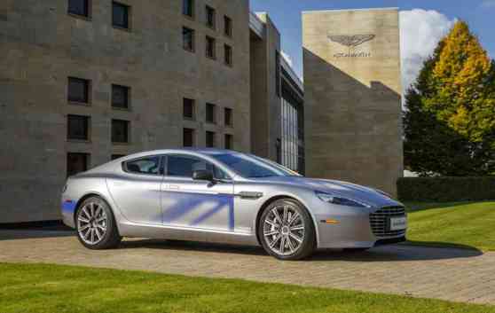 Report: Aston Martin Rapide to go electric in 2018 image