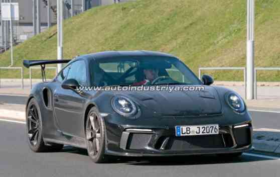 Spied: Porsche 911 GT3 RS facelift seen for the first time image