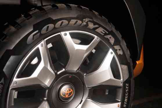 Toyota teases FT-4X, the next FJ Cruiser?  image