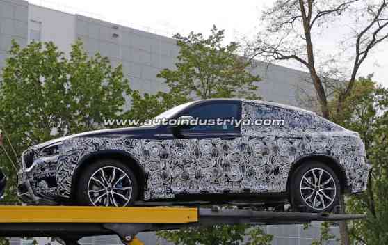 Spied: 2018 BMW X4 seen for the first time image