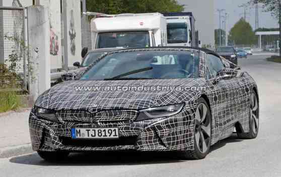Spied: Prototype BMW i8 Spyder seen with a fabric soft-top image