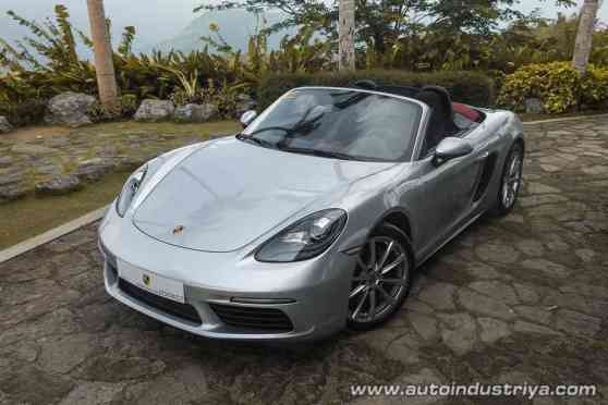 2017 Porsche 718 Boxster image