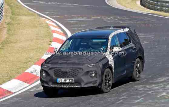 Spied: 2018 Hyundai Sante Fe spotted lapping the Nurburgring image
