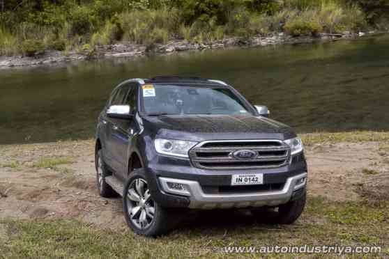 Taking on trails with the Ford Everest image